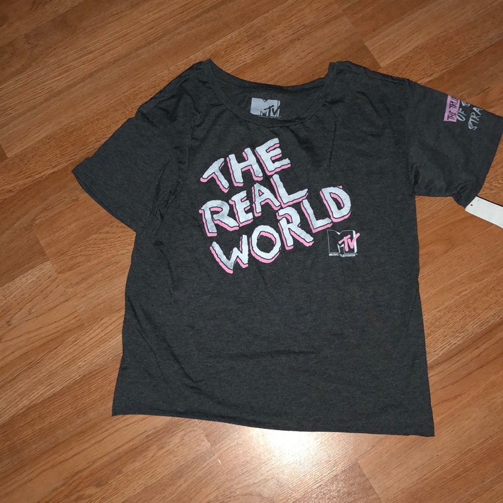 Gray real world T-shirt semi crop